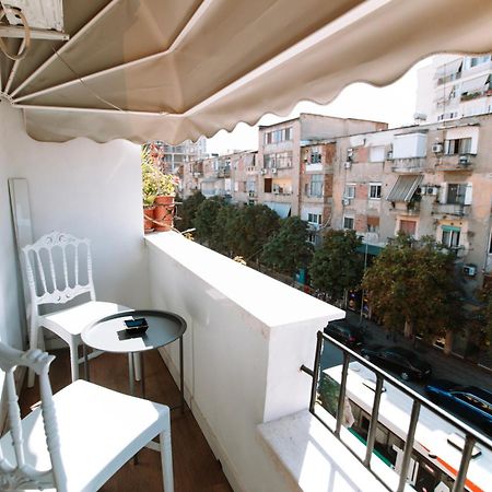 Barrikada Str Modern Apartments - The Nest Tirana Exteriör bild